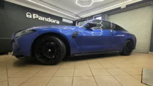 BMW M4 G82: zabezpečení Pandora Smart místo samotného imobilizéru