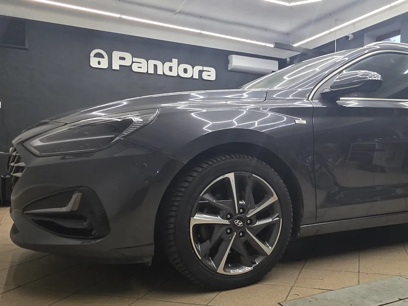 Detail Hyundai i30 1.5 T-GDi 48V mild hybrid v dílně ASBT