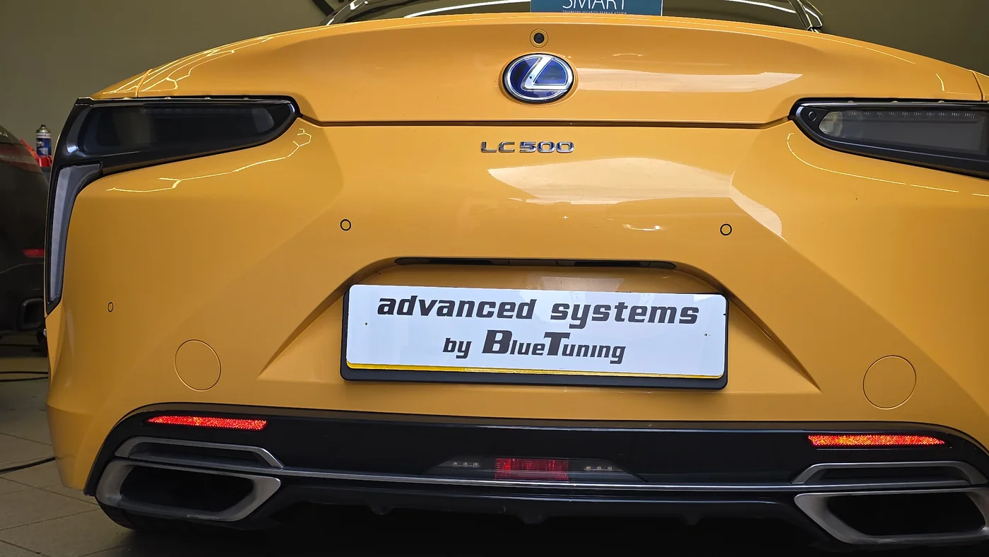 Lexus LC 500: Pandora Smart, dálkový start a kamera Thinkware