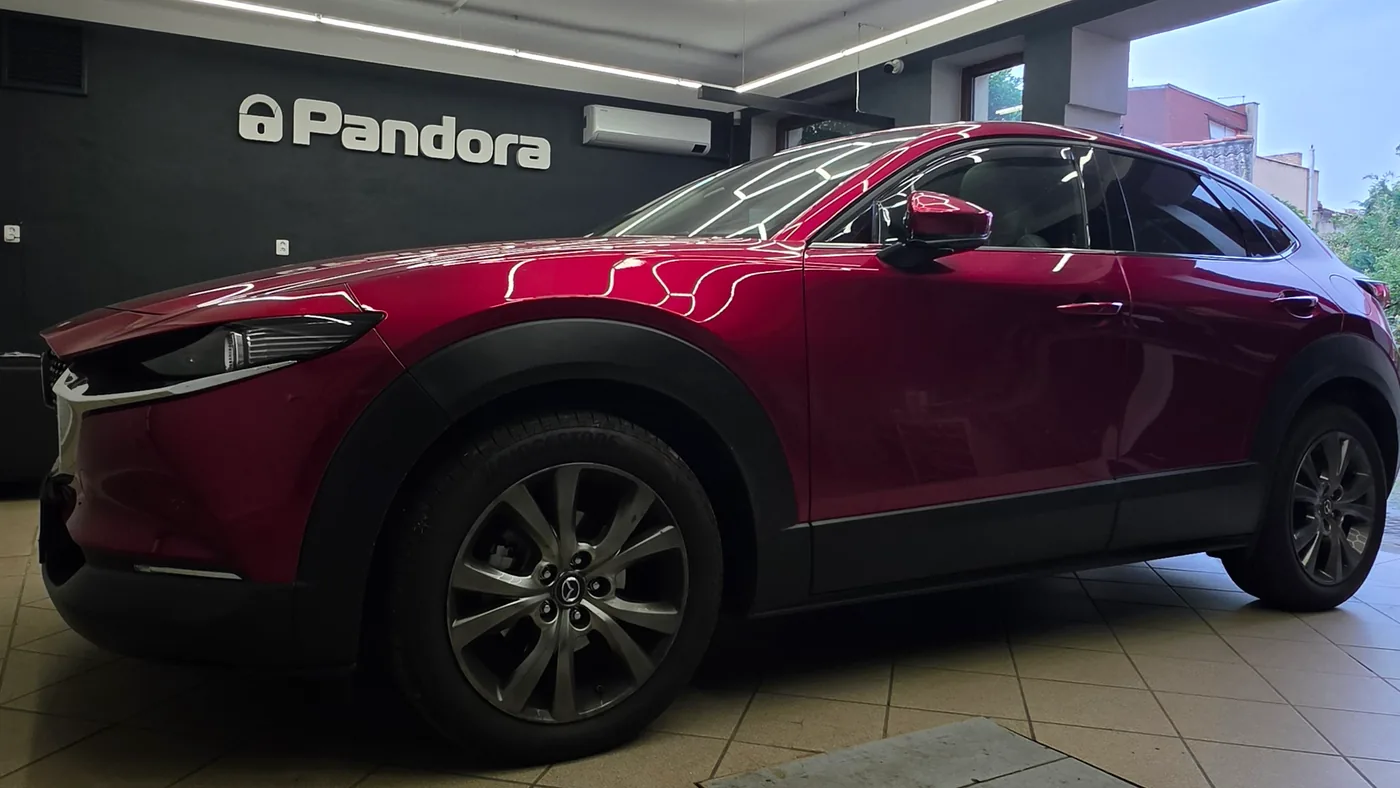 Mazda CX-30: Pandora Smart Pro a dálkový start motoru