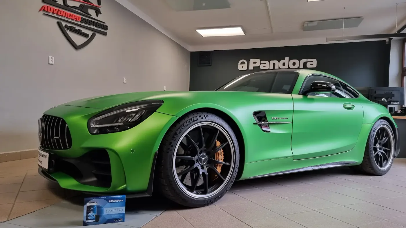 Zabezpečení Mercedesu AMG GT- R s dálkovým startem motoru