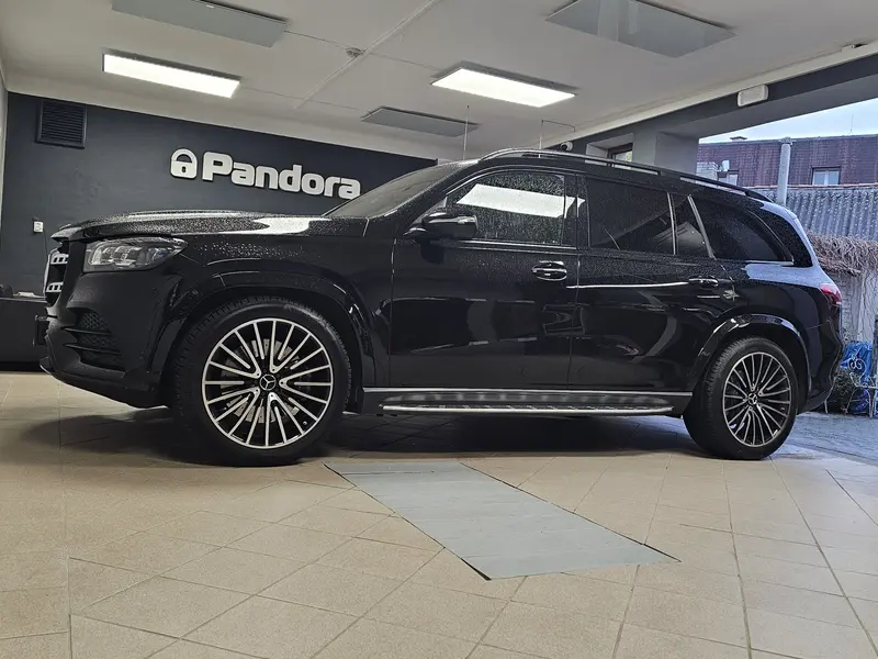 Mercedes-Benz GLS – Pandora Smart Pro, záložní napájení a BTR-101
