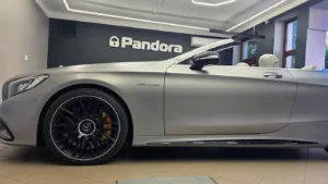 Mercedes-Benz S Cabriolet A217: CarPlay a Android Auto
