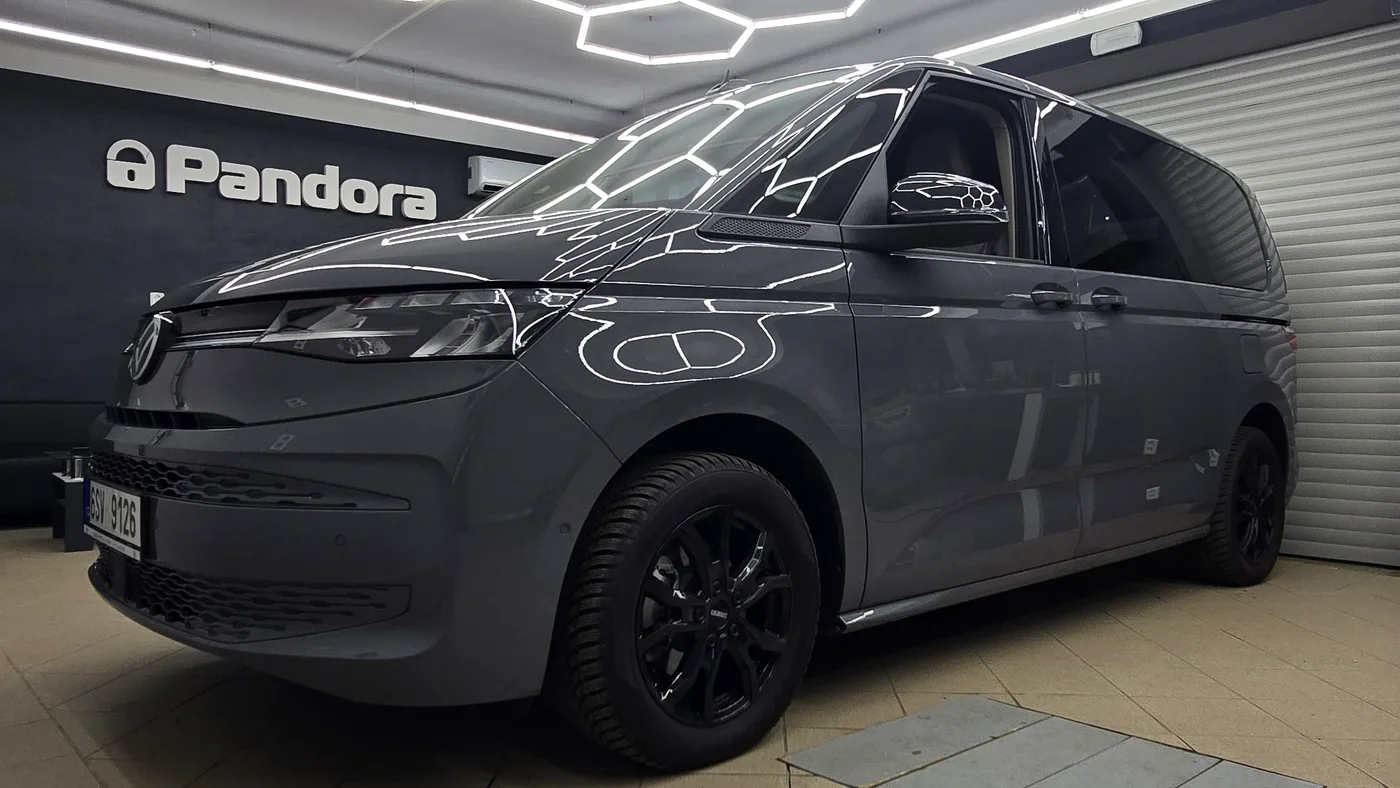 Volkswagen Multivan T7: zabezpečení Pandora Smart Pro