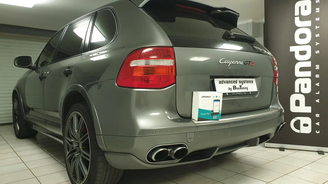Porsche Cayenne GTS: Pandora Smart Pro, keyless a dálkový start