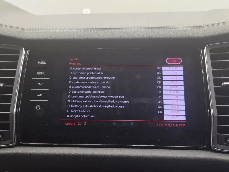 Průběh servisní aktualizace komponent infotainmentu MIB3 Škoda Kodiaq na software 0330