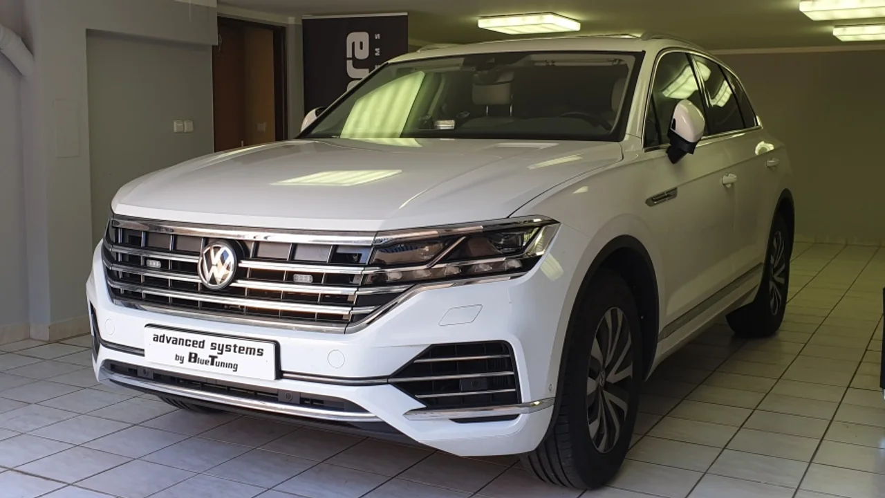 Volkswagen Touareg: Pandora Smart a dálkový start motoru
